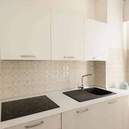 Venus-2 By Interhome Apartament Lignano Sabbiadoro
